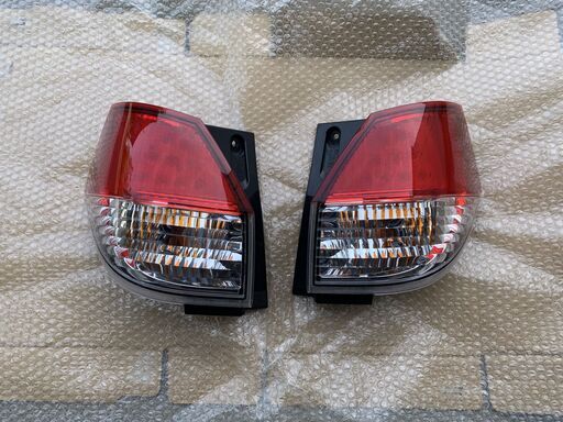 ソリオ MA15S 後期純正LEDテールランプ左右セット 前期