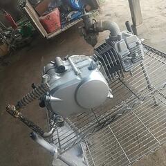 中華125ccエンジン