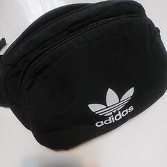 ⭐全体的にキレイめ⭐adidas ボディーバッグ⭐骨盤矯正Sty...