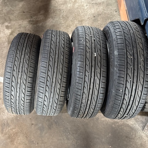 日産ノートE12純正ホイール＆タイヤ