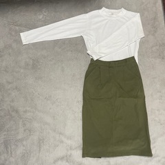 神戸レタス　カーキ　膝下丈タイトスカートの画像