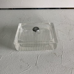 クリスタルガラス灰皿の画像