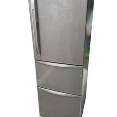 美品 TOSHIBA 東芝３ドア冷凍冷蔵庫339L 低温触媒脱臭...