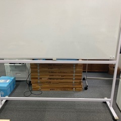 　ホワイトボード脚付