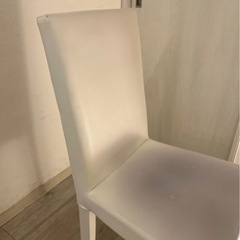 ガラステーブル、椅子の画像