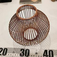 0516-186 フラワーベース　レトロ　花瓶