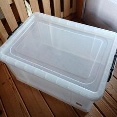 プラスチック収納ケース