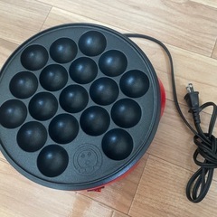 【取引終了】【美品】プレート固定式電気たこ焼き器の画像