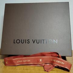 ルイヴィトン LOUIS VUITTON大きめ　空箱 リボン付きの画像