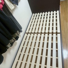 【お引き取り者様決定済】シングルベッド　コンセント付
