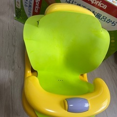 Aprica バスチェア