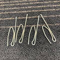 金属製カーテンフック