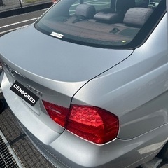BMW 320i 2010の画像