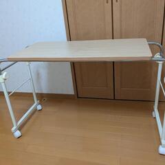 机　ベット用　移動出来る机
