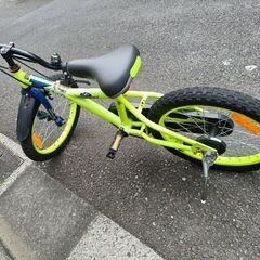 キッズ　子供自転車　18インチの画像