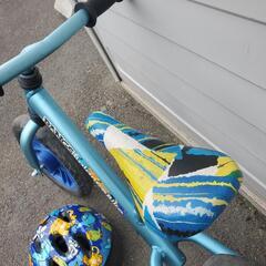 キックバイク  ヘルメット付き  自転車の画像