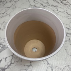 【受付終了】高さ27cm植木鉢の画像