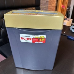 アイリスオーヤマ　シュレッダー