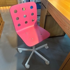IKEA デスクセット　チェア付きの画像