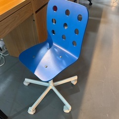 デスクセット　IKEA チェア付きの画像
