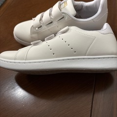 スニーカーの画像