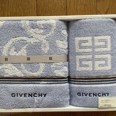 GIVENCHYの画像