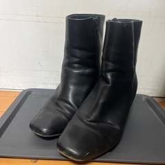ショートブーツ 黒