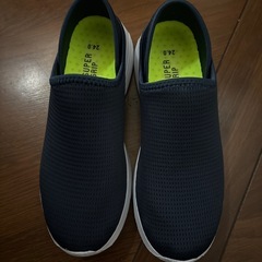 スニーカーの画像