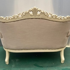 アンティーク調ソファの画像