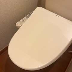 温水洗浄便座の画像