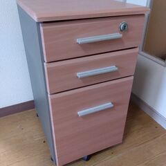 【引取のみ】サイドキャビネット 30×40×58センチ
