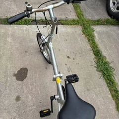 折りたたみ自転車の画像
