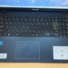 ASUSノートパソコンの画像