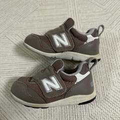 ニューバランス　ブラウン　くつ　12cmの画像
