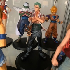 ドラゴンボール×ワンピースコラボフィギュアセット売りの画像
