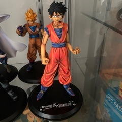 ドラゴンボール×ワンピースコラボフィギュアセット売りの画像