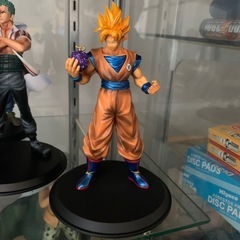 ドラゴンボール×ワンピースコラボフィギュアセット売りの画像