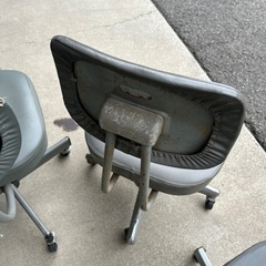 事務イス
の画像