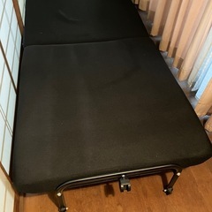 折りたたみパイプベッド