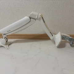 iiyama 23インチモニター（モニターアーム付き）の画像