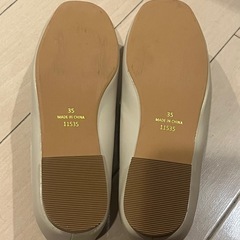 ほぼ未使用品　ローファー　フラットシューズの画像