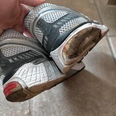 ナイキ　シューズ　要修理の画像