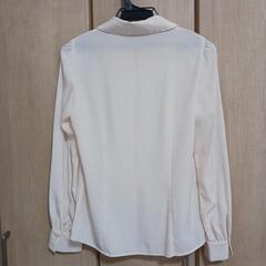 ブラウス　美品✨️の画像