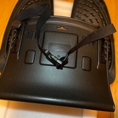 【掲載終了間近‼️】サンワダイレクト ランバーサポート 背もたれ 椅子 車 メッシュ エルゴノミクス形状 姿勢矯正 ブラック 150-SNCCS2 ポリプロピレン オフィスの画像
