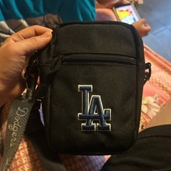 LAショルダーバッグ