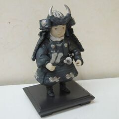 希少 LLADRO 01013047 若武者 高さ33cm 0592/3500 五月人形 フィギュリン 侍 兜 Nino Samurai 元箱付き リヤドロ 人形 フィギュア 札幌市 清田区 平岡の画像
