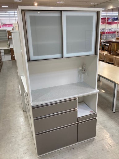 取りに来れる方限定！ニトリの食器棚です！！