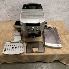 【DeLonghi】デロンギ コンパクト全自動エスプレッソマシン マグニフィカS ECAM22110SBH エスプレッソ式 1.8L コーヒーメーカー Y1386の画像