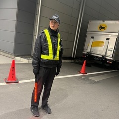 交通誘導警備スタッフ募集【未経験OK・日払い可】の画像