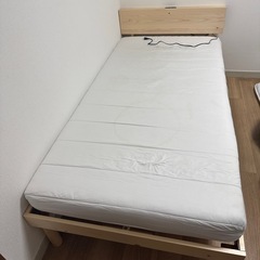 ベッドとマットレス